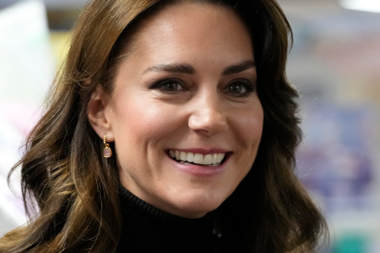 News agencies retract photo of Princess Kate over concerns it was manipulated