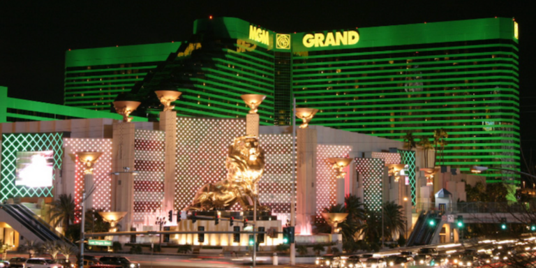 Report calls out MGM, Caesars CEOs for ‘excess’ pay