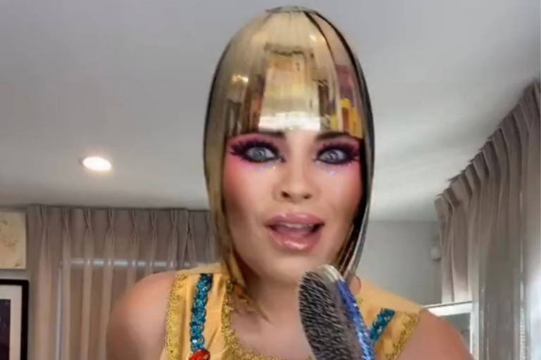 Trisha Paytas Performs Annual ‘King Tut’ Dance with Her Kids
