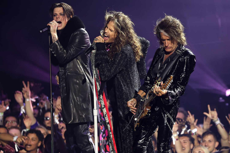 Ozzy Osbourne Tribute Performers Rock the Stage at the 2025 MTV VMAs