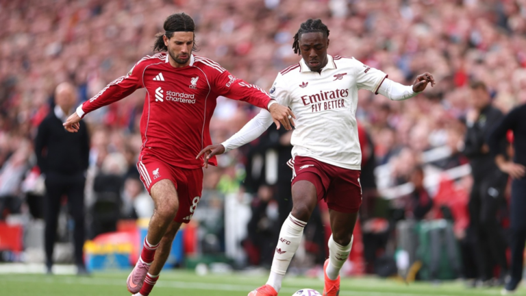 Should Eze return to midfield for the Manchester City game?