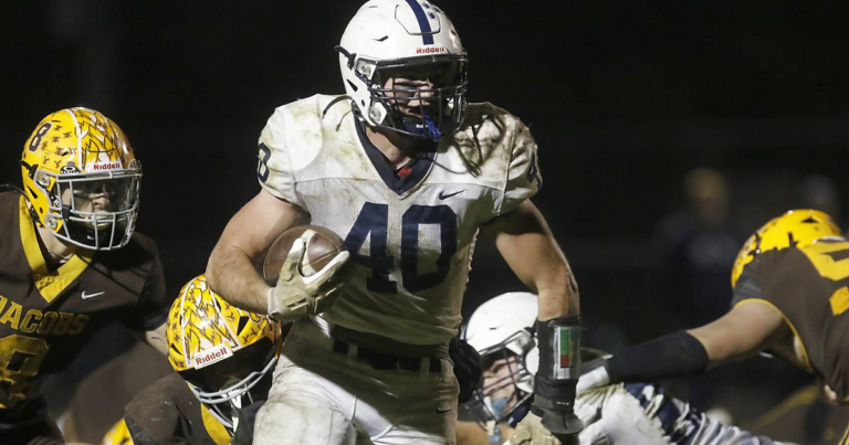 Cary-Grove outlasts Jacobs in battle of playoff teams