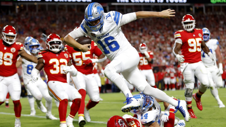 Troy Vincent: League office did not assist officials on Jared Goff trick-play TD