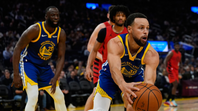 Warriors run away from Blazers early for 119-97 win