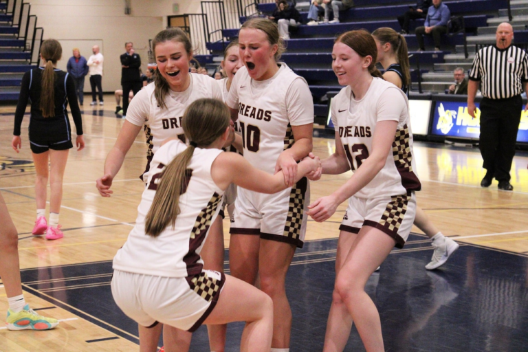 Ann Arbor district girls hoops: Championship streaks intact after semifinals