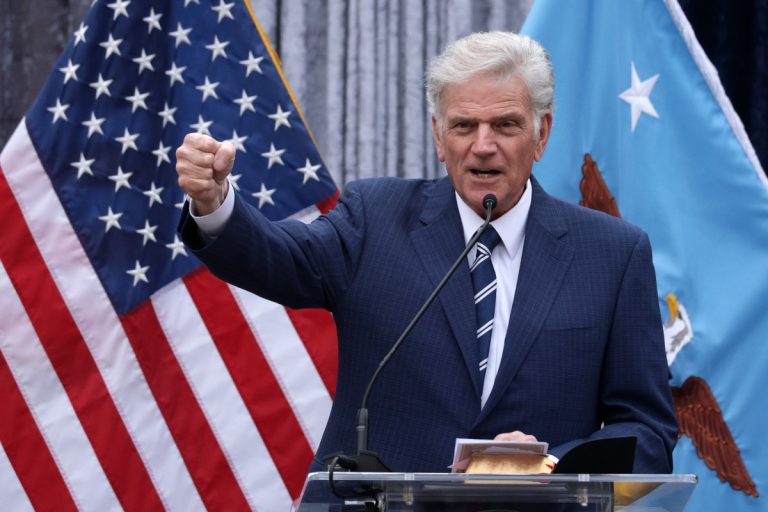 Franklin Graham Attacks ‘Transgenderism,’ Gay Marriage at Rededicate 250