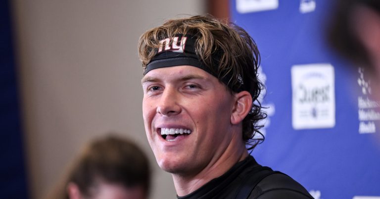 Reports: Giants QB Jaxson Dart, teammates clear air over rally in closed-door meeting