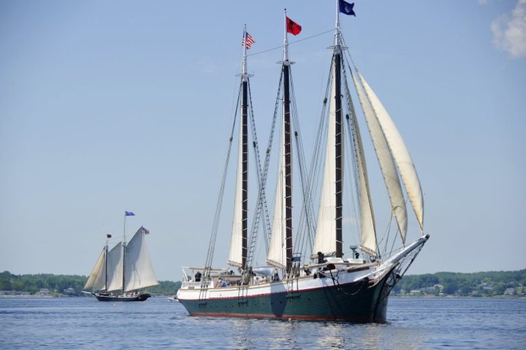Historic former Maine windjammer sinks in New York City harbor