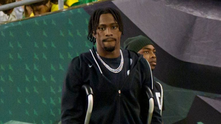 Oregon Ducks Injury Report Reveals Concerns to Monitor vs. USC Trojans